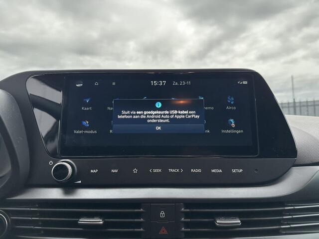 Hyundai Bayon 1.0 T-GDI Premium Sky / Schuif kanteldak / Adaptieve cruise control / Stoel stuur verwarming / Achteruitrijcamera / Dodehoekdetectie /