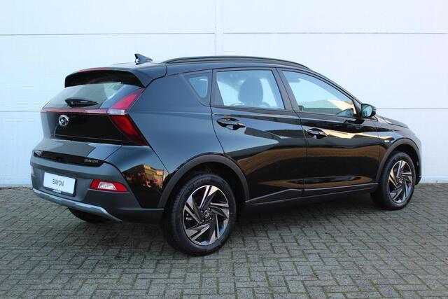 Hyundai Bayon 1.0 T-GDI Comfort Smart / Navigatie + Apple Carplay/Android Auto / Cruise Control / Achteruitrijcamera / Lichtmetalen Velgen 16" / Airco /