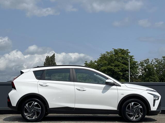 Hyundai Bayon 1.0 T-GDI 100 PK Comfort Smart | Navigatiesysteem Full Map | Achteruitrijcamera | Lmv Bi-color |