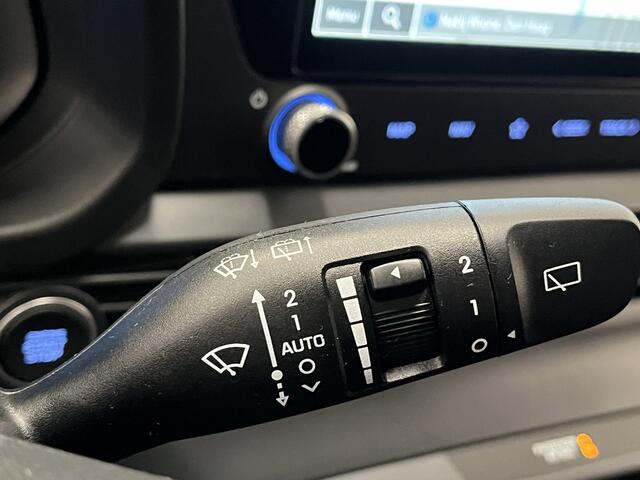 Hyundai Bayon 1.0 T-GDI Premium Automaat | Stoelverwarming & Stuurverwarming | sensoren voor en achter |