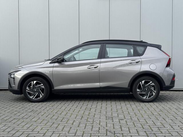 Hyundai Bayon 1.0 T-GDI Comfort Smart / 1e eig / Navigatie / Automaat / Two-Tone Zwart dak / slechts 10.818 km/ apple carplay of android auto/ achteruitrijcamera met parkeersensoren