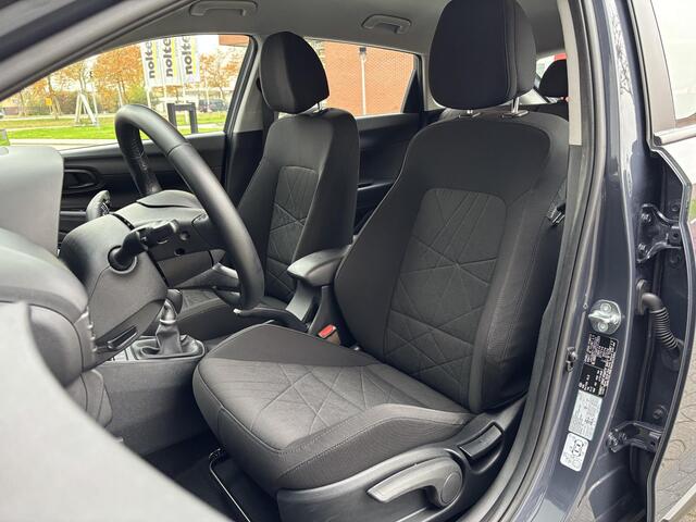 Hyundai Bayon 1.0 T-GDI Comfort Smart | Navigatie | Camera | Apple Carplay/Android Auto | Cruise Control | Airco | Park. Sensor | Rijklaarprijs!