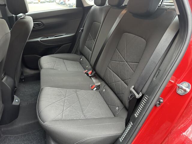 Hyundai Bayon 1.0 T-GDI Comfort / Apple Carplay & Android Auto / Achteruitrijcamera / Cruise Control / Airco / All-Seasson banden /