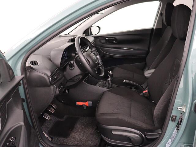 Hyundai Bayon 1.0 T-GDI Premium | Stoelverwarming | Trekhaak | Camera | Carplay | Stuurverwarming | Bose Sound | Navigatie | Keyless | Park Assist | Full LED | Digital Cockpit