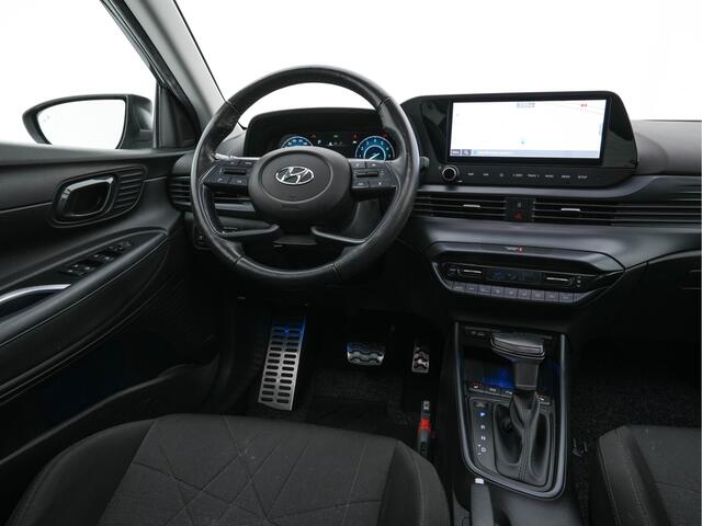 Hyundai Bayon 1.0 T-GDI Premium Sky (INCL.BTW) *PANO | ADAPTIVE-CRUISE | FULL-LED | BOSE-SOUND | BLINDSPOT | DIGI-COCKPIT | HEATED-SPORTSEATS | CAMERA | DAB | KEYLESS | PRIVACY-GLASS | 16''ALU | TOWBAR*