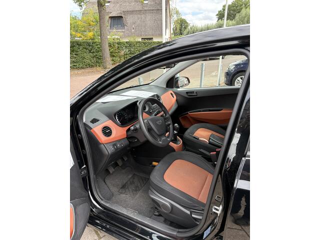 Hyundai I 10 1.0i i-Motion Comfort Met airco en cruise controle
