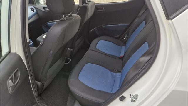 Hyundai I 10 1.0i i-Motion Comfort 50% deal 3.975,- ACTIE LMV / 5 Drs. / Clima / Cruise