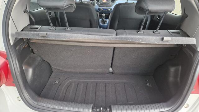 Hyundai I 10 1.0i i-Motion Comfort 50% deal 3.975,- ACTIE LMV / 5 Drs. / Clima / Cruise