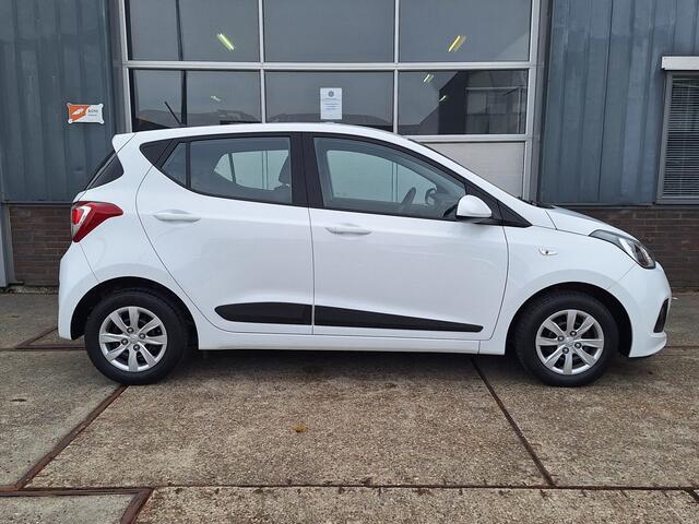 Hyundai I 10 1.0i i-Motion Comfort, Navigatie, Airco, Bluetooth, 49.985KM!!