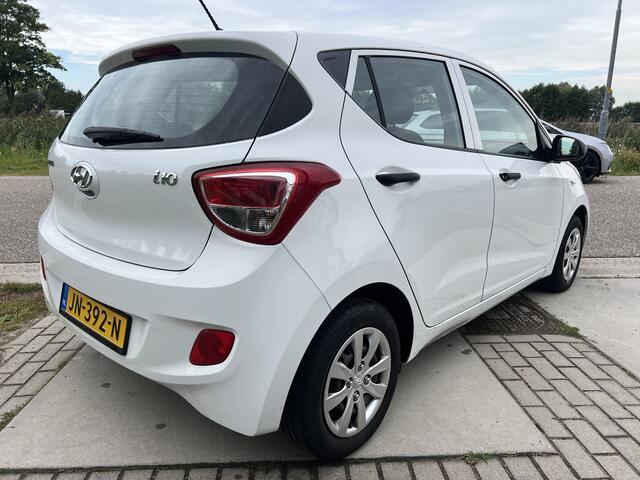 Hyundai I 10 1.0i i-Drive / Centr. Deurvergrendeling / Radio / Bluetooth / NAP / Geen Airco! /