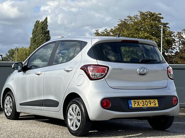 Hyundai I 10 1.0i Comfort | 5-deurs | Cruisecontrol | Airconditioning | Lage kmstand |