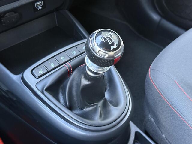 Hyundai I 10 1.0 T-GDI N Line 5-zits 100PK / 1ste Eigenaar / Navigatie / Stuur+Stoel Verwarming / 16'LM Velgen / Achteruitrij Camera / Cruise / nederlandse auto