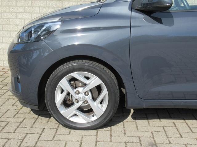 Hyundai I 10 1.0 Premium Automaat 1e eigen | dealer onderh | stoel+stuur verw | navi | camera | cruise
