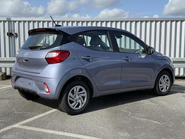 Hyundai I 10 1.0 Premium / ¤1000 Voordeel / Climate Control / Cruise Control / 8 Inch Navigatie / Parkeersensoren Achter / Snel Leverbaar! /