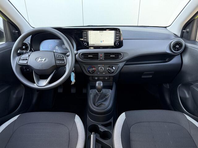 Hyundai I 10 1.0 Comfort / VOORRAAD-ACTIE / Navigatie / Airco / Achteruitrijcamera / Parkeersensoren Achter / Elek. Ramen Voor /
