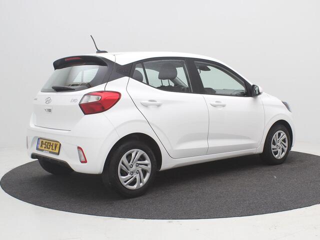 Hyundai I 10 1.0 Comfort Smart 5-zits / Navigatie / Apple Carplay / Achteruitrij Camera / Cruise Control / Airconditioning / 1ste Eigenaar / Historie aanwezig /