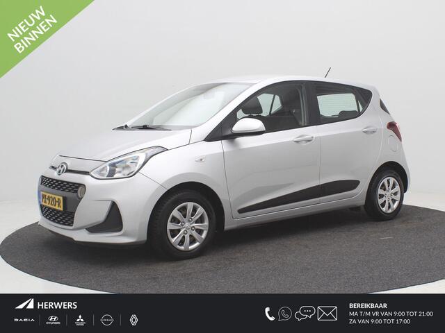 Hyundai I 10 1.0i Comfort / Airconditioning / Cruise Control / 1ste Eigenaar / Historie bekend / Multi Functioneel stuurwiel / Bluetooth /