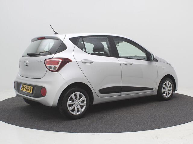 Hyundai I 10 1.0i Comfort / Airconditioning / Cruise Control / 1ste Eigenaar / Historie bekend / Multi Functioneel stuurwiel / Bluetooth /