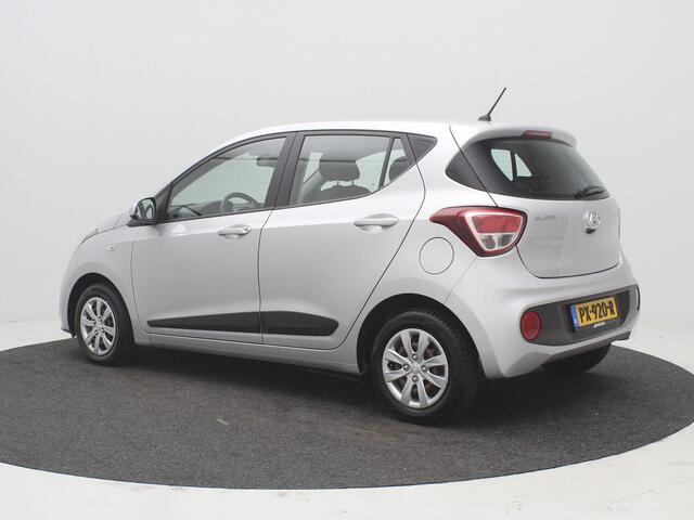 Hyundai I 10 1.0i Comfort / Airconditioning / Cruise Control / 1ste Eigenaar / Historie bekend / Multi Functioneel stuurwiel / Bluetooth /