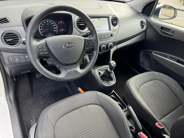 Hyundai I 10 1.0i Comfort Navigation Pack | Apple Carplay/Android Auto | Cruise Control | Airco | Navigatie Full-Map | Elek. Ramen + Spiegels | Rijklaarprijs!