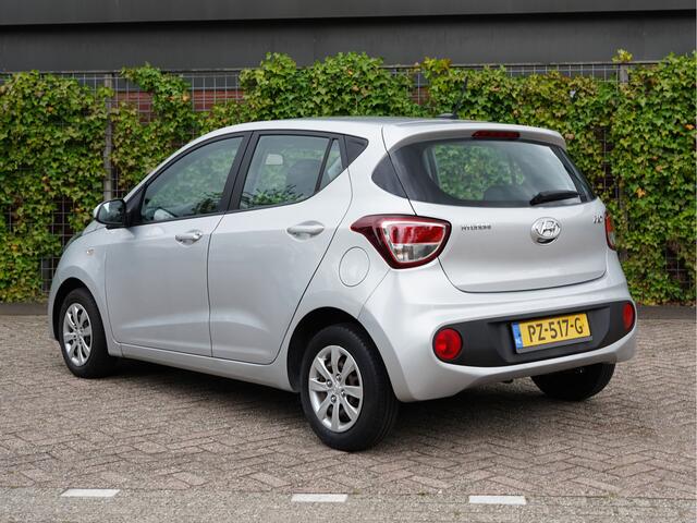Hyundai I 10 1.0i Comfort Navigatie| Apple Carplay | Android Auto | NAP