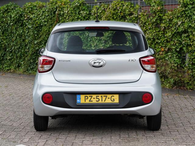 Hyundai I 10 1.0i Comfort Navigatie| Apple Carplay | Android Auto | NAP