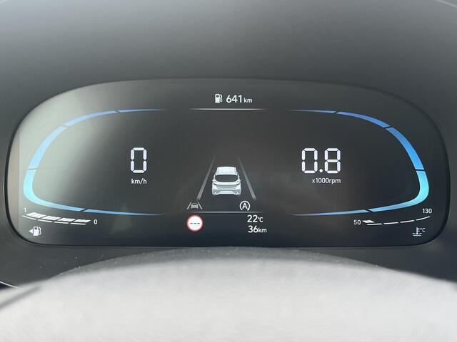 Hyundai I 10 1.0 Comfort Smart 5-zits / Navigatie / Cruise Control / Airco / LED dagrijverlichting / Achteruitrijcamera / Parkeersensoren achter / Fabrieksgarantie t/m 16-7-2030 /