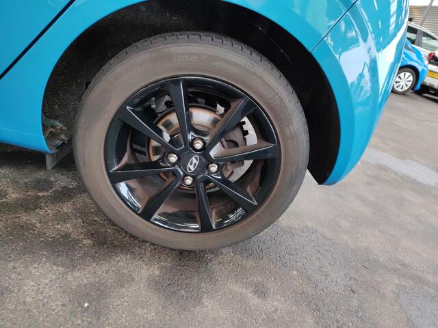 Hyundai I 10 1.0 Premium! Adapt Cruise! Camera! Carplay! VERWACHT!