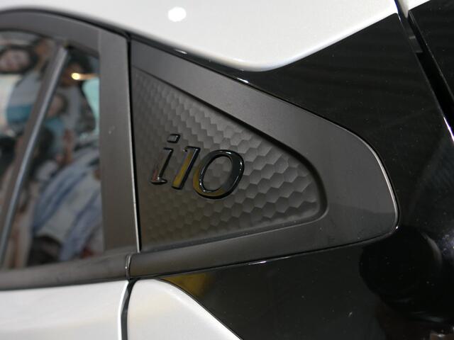 Hyundai I 10 1.0 Comfort 5-zits *Allseasons* - Grootlichtassistent, bluetooth, cruise