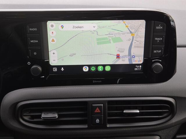 Hyundai I 10 1.0 Comfort 5-zits Automaat / Navigatie via Apple Carplay of Android Auto / Fabrieksgarantie tot 03-2029 / Airco / Cruise control / Dealer onderhouden / Elektrische ramen voor en achter / / Lichtmetalen wielen 15" /