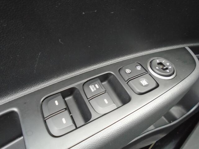 Hyundai I 10 1.0i Comfort NAVIGATOR