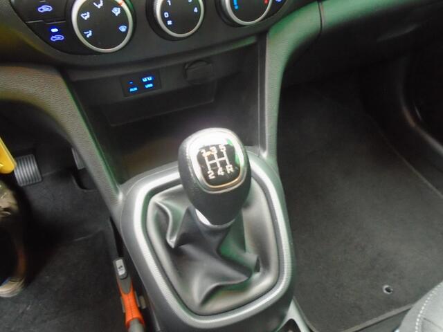 Hyundai I 10 1.0i Comfort NAVIGATOR