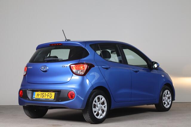 Hyundai I 10 1.0i Comfort - NL- Auto!! Airco I Parkeersensor A I Apple