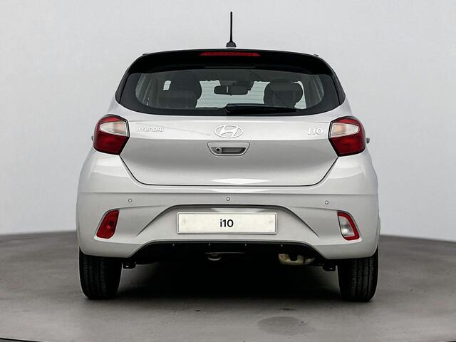 Hyundai I 10 1.0 Premium | Automaat | Stoelverwarming | Climate control | Parkeersensoren | Achteruitrijcamera