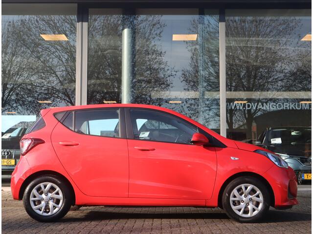 Hyundai I 10 1.0i Comfort / CruiseControl