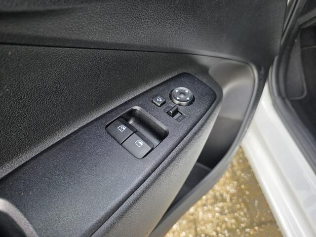 Hyundai I 10 1.0 COMFORT SMART TWO-TONE NAVI/CAMERA