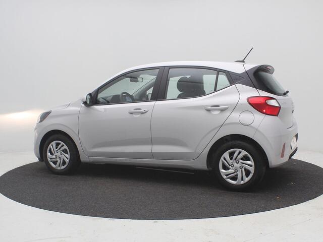 Hyundai I 10 1.0 Comfort Limited / ¤ 1.800,- Voordeel op de nieuwprijs / Prijs is rijklaar / Direct Leverbaar / Navigatie / Camera / Apple Carplay & Android Auto / Bluetooth / Airco /