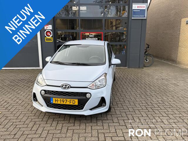 Hyundai I 10 1.0i Premium / Airco/ Navigatie/ Cruise/ Apple carplay/ Stoelverwarming/ PDC/ LED