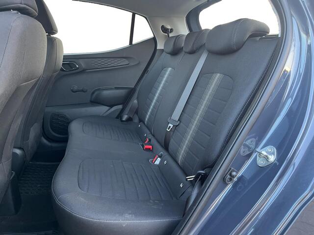 Hyundai I 10 5-deurs Comfort Smart 1.0 i-Motion 67pk AUTOMAAT | LAGE KM-STAND! | APPLE CARPLAY / ANDROID AUTO | STOEL + STUURVERW. |