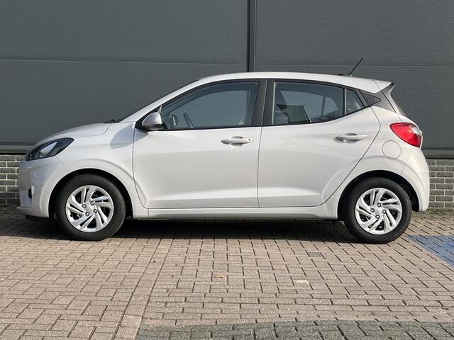 Hyundai I 10 1.0 Comfort Limited / Automaat / Navigatie / Airco / Cruise Control / Parkeersensoren / Apple Carplay & Android Auto /