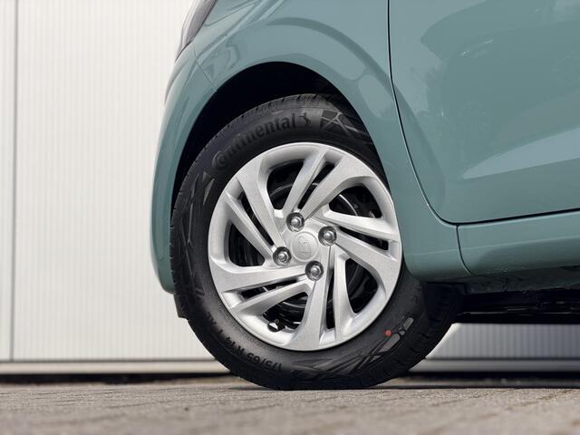 Hyundai I 10 1.0 Comfort Limited / Navigatie / Achteruitrijcamera / Airco / Elek. Ramen Voor / Apple Carplay & Android Auto / Bluelink / Incl ¤ 1500,- korting / Prijs is rijklaar /