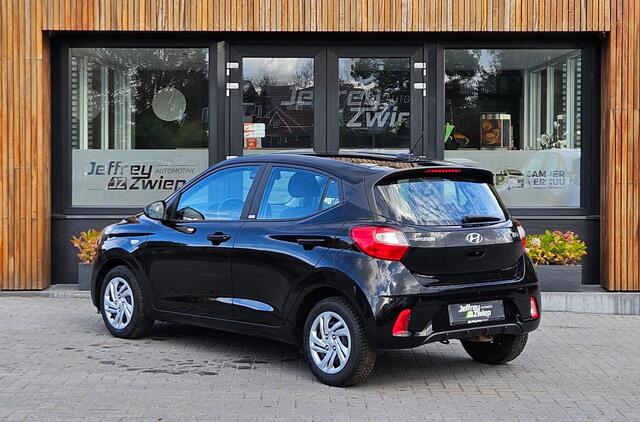 Hyundai I 10 1.0 Comfort 5-zits stoelverwarming. stuurverwarming. cruise control. multifunctioneel stuurwiel.