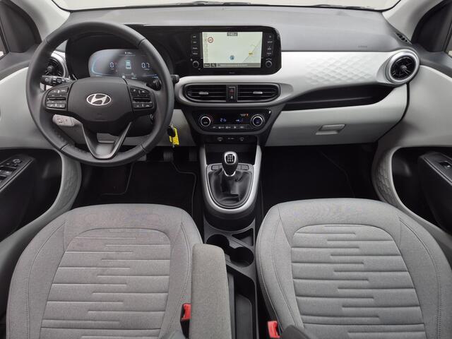 Hyundai I 10 1.0 Comfort Smart 5-zits Handgeschakeld / Origineel NL'se Auto / Fabrieksgarantie tot 08-2030 / Navigatie / Apple Carplay Android Auto / Achteruitrijcamera / cruise control / Parkeersensoren achter /