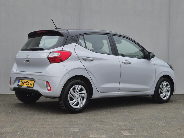 Hyundai I 10 1.0 Comfort Smart 5-zits Handgeschakeld / Origineel NL'se Auto / Fabrieksgarantie tot 08-2030 / Navigatie / Apple Carplay Android Auto / Achteruitrijcamera / cruise control / Parkeersensoren achter /