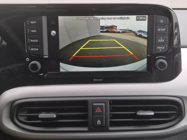 Hyundai I 10 1.0 Comfort Smart 5-zits Handgeschakeld / Origineel NL'se Auto / Fabrieksgarantie tot 08-2030 / Navigatie / Apple Carplay Android Auto / Achteruitrijcamera / cruise control / Parkeersensoren achter /