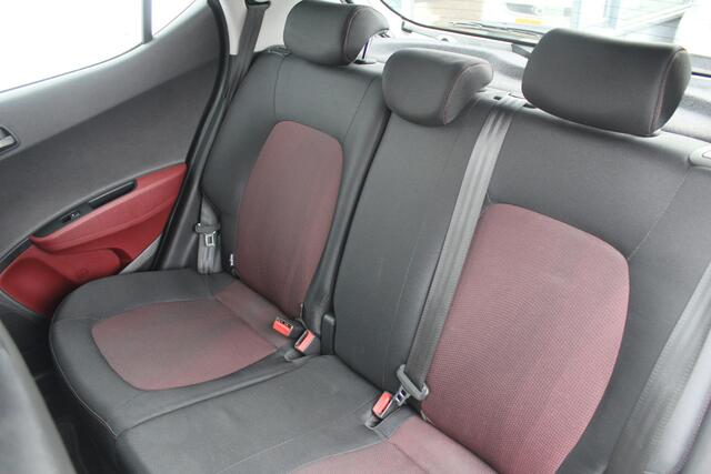 Hyundai I 10 1.0i Comfort 5p. Apple/Android Carplay l Cruise control l Navi l Airco