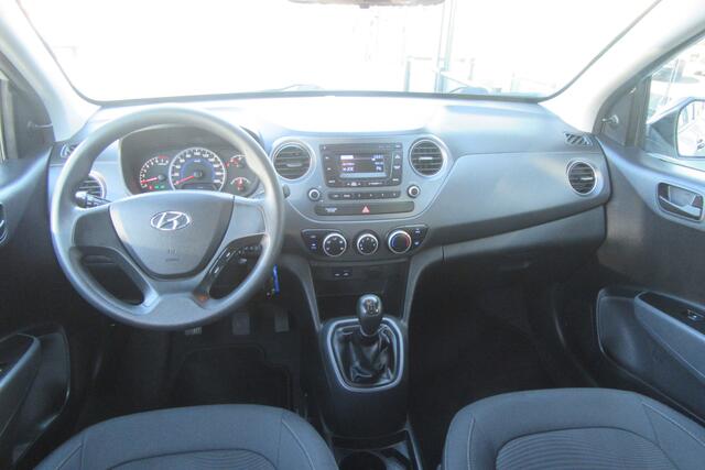 Hyundai I 10 1.0i i-Motion, Airco, 4 Seizoenenbanden