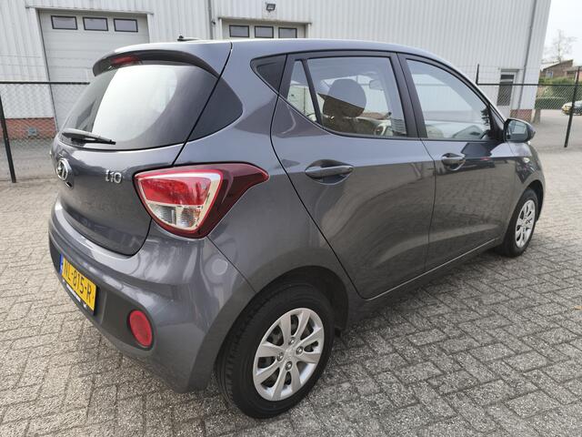 Hyundai I 10 1.0i Go! ,Navigatie, Climate control, Cruise control