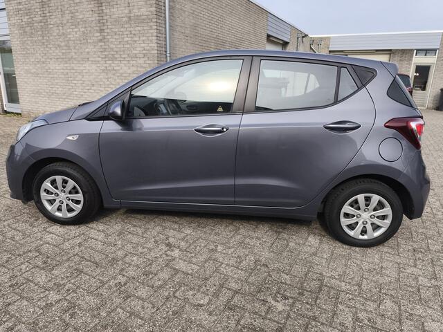 Hyundai I 10 1.0i Go! ,Navigatie, Climate control, Cruise control