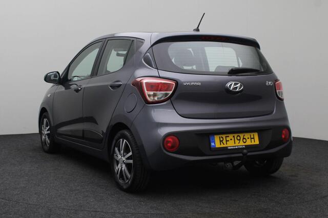 Hyundai I 10 1.0i Comfort 2018 | 1e Eigenaar | Cruise Control | Trekhaak | Lichtmetalen Velgen | Stuurwiel Bediening | Boekjes | 2 Sleutels | Nationale Autopas